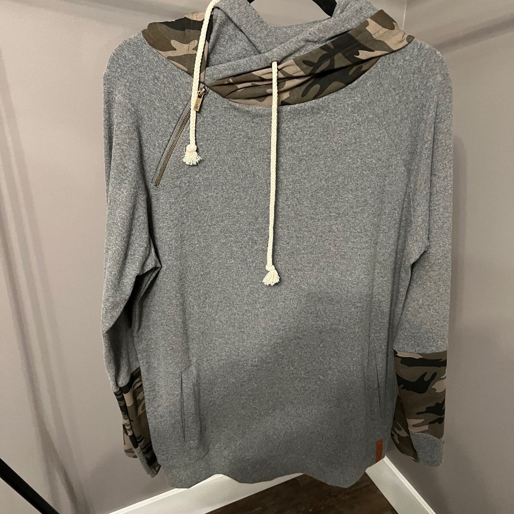 Ambersand double hoodie